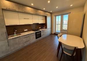 2-к квартира, вторичка, 72м2, 7/9 этаж