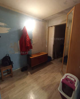 4-к квартира, вторичка, 65м2, 5/5 этаж