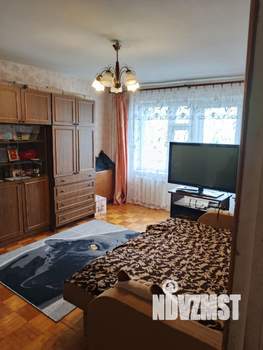2-к квартира, вторичка, 48м2, 3/5 этаж