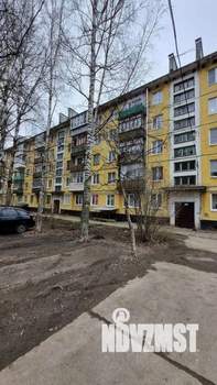 2-к квартира, вторичка, 42м2, 1/5 этаж