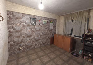 4-к квартира, вторичка, 65м2, 5/5 этаж