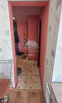 3-к квартира, вторичка, 61м2, 5/5 этаж