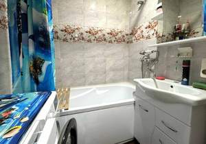 2-к квартира, вторичка, 55м2, 9/9 этаж