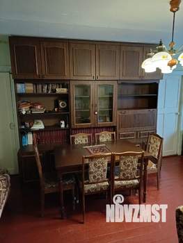 2-к квартира, вторичка, 43м2, 1/4 этаж